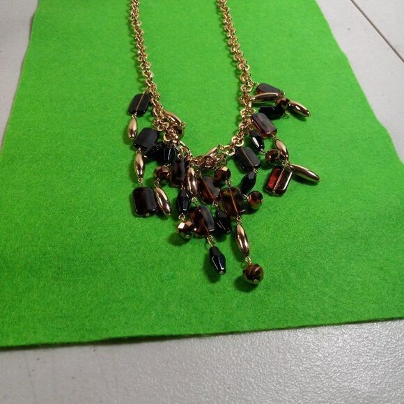 NWT Erica Lyons Statement Gold tone Beaded Dangling Necklace - Picture 6 of 10